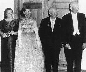 Khrushchev, Eisenhower and their wives